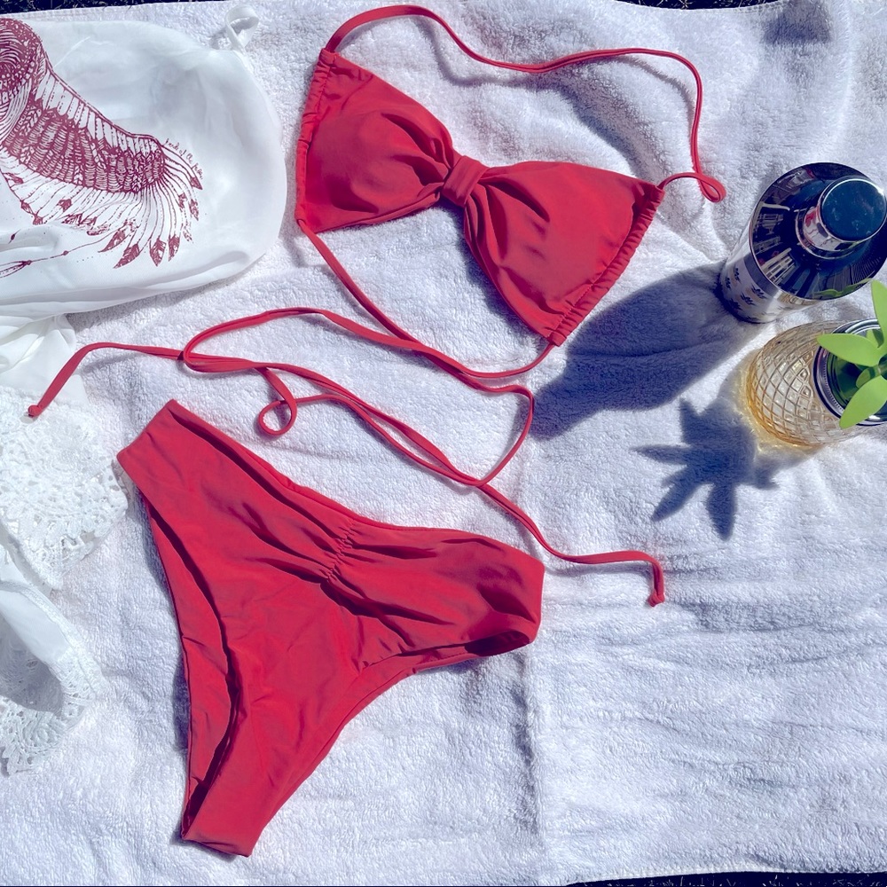 💕 Criss Cross Bikini